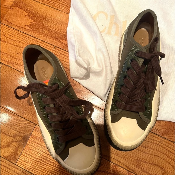 Chloe’ Olive green clint low-top sneaker - Picture 8 of 9